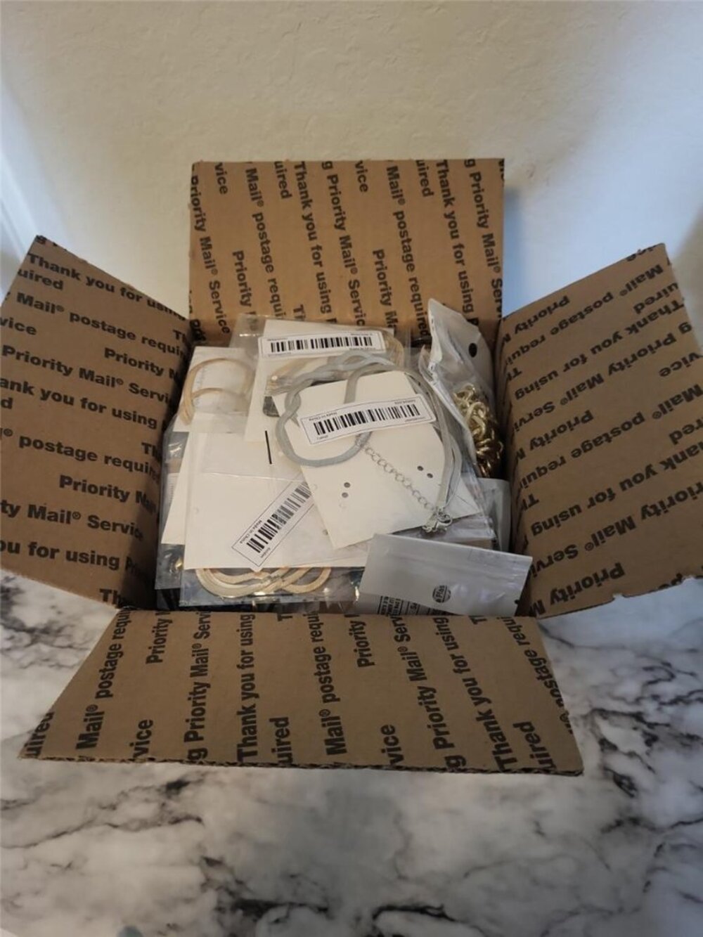 3LB Mystery Box NEW Fashion Jewelry Wholesale Reseller Lot 100 pcs Aprox. - Picture 11 of 12